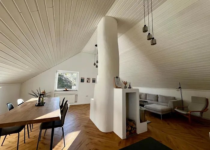 Ruhiges Lay-haus In Der Vulkaneifel, Bis Zu 7 Personen Mit Terrasse, Garten Und Kamin * Strohn